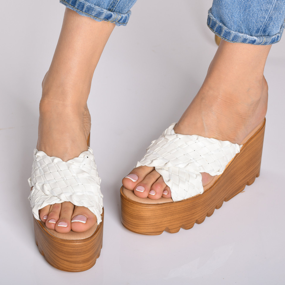 Papuci Dama Zane Albi- Need 4 Shoes