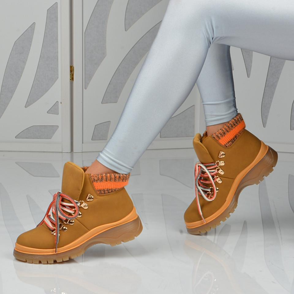 Ghete Dama Jake Camel - Need 4 Shoes