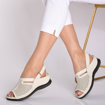 Sandale Cu Platforma Zenobia Bej