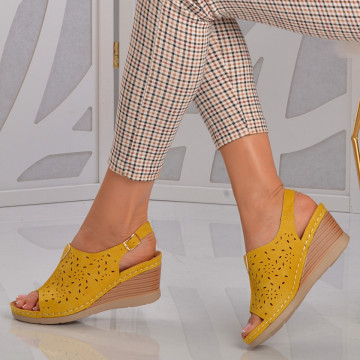 Sandale cu platforma Nirvana Yellow
