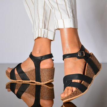 Sandale Cu Platforma Elzira Negre