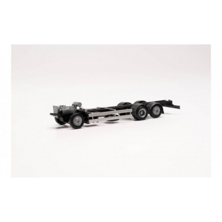 HERPA 1:87 - Parts service chassis truck 7,82m MAN TGX/ TGS 3-axle, (2 Piece)