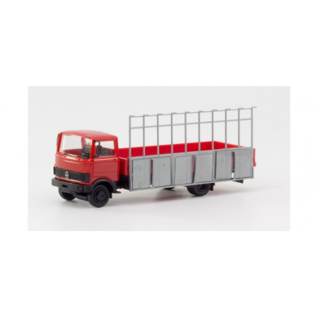 HERPA 1:87 - MERCEDES-BENZ LP 813 WITH CABIN AND GLASS