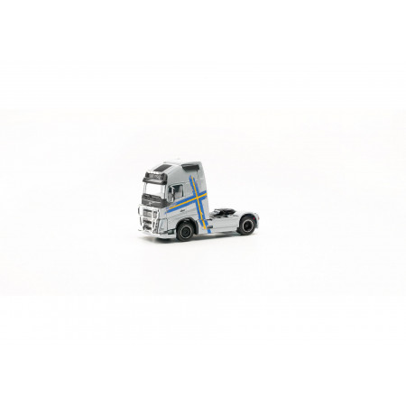 HERPA 1:87 - Volvo FH 16 Gl. XL rigid tractor with light bar and ram protection, silver
