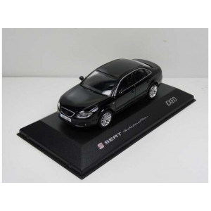 DEALER MODEL 1:43 - SEAT EXEO *IN SEAT DEALER PACKAGING*, BLACK