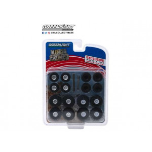 GREENLIGHT 1:64 - KINGS OF CRUNCH WHEEL & TIRE PACK 16 WHEELS, 16 TIRES, 8 AXLES *HOBBY EXCLUSIVE*