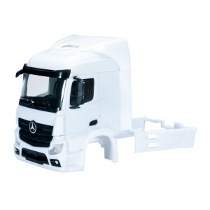 HERPA 1:87 - Mercedes-Benz Actros Streamspace 2.3 driver's cabin with side skirting (incl. rear-view mirror) grill comes separately Content: 2 pcs.