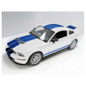 WELLY 1:24 - SHELBY COBRA GT500 2007, WHITE WITH BLUE STRIPES