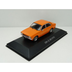 MAGAZINE MODELS 1:43 - OPEL K180 (KADETT C 4 PORTES) ORANGE UNFORGETABLE CARS - ARGENTINA