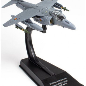 MAGAZINE MODELS 1:100 - MCDD/BAE AV-8B HARRIER II+ 9TH SQUADRON FLOAN ROTA ANS SPAIN 1998