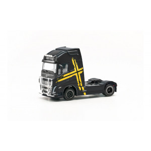 HERPA 1:87 - Volvo FH 16 Gl. XL 2020 truck with lamp bar and bull bar black