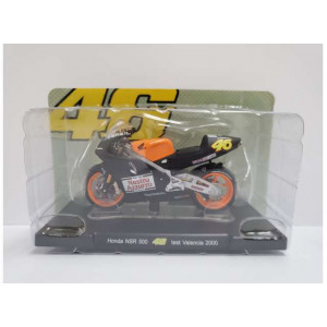 MAGAZINE MODELS 1:18 - HONDA NSR 500 VALENCIA 2000 *VALENTINO ROSSI #46 COLLECTION*