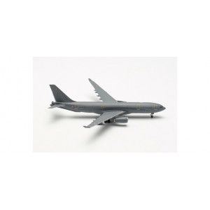 HERPA (WINGS) 1:500 - French Air Force Airbus A330 MRTT “Phénix” - ERVTS 01.031 “Bretagne” (Escadron de ravitaillement en vol et de transport stratégique), Istres-Le Tubé Air Base – F-UJCG / 041