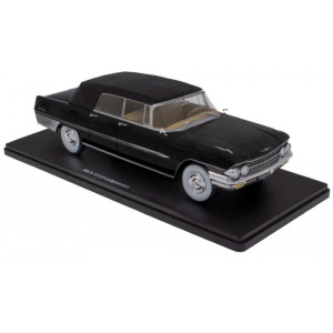 MAGAZINE MODELS 1:24 - ZIL 111D CABRIO (TOP UP) - BLACK - 1:24