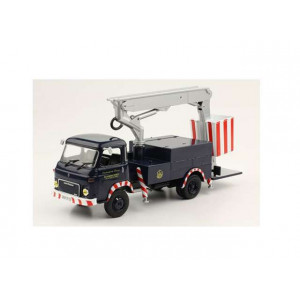 MAGAZINE MODELS 1:43 - SAVIEM SG 4 R35 ELEVATEUR A NACELLE EDF, BLUE