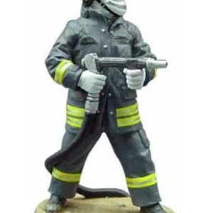 MAGAZINE MODELS 1:27 - FIREMAN - INTERVENTION DRESS - ITALY 2004