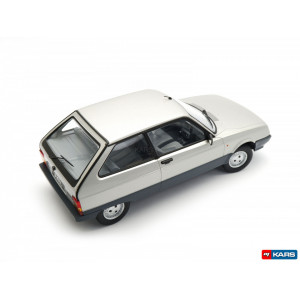 TRIPLE 9 1:18 - CITROEN AXEL 12 TRS 1990 - ARGINTIU