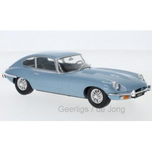 WHITEBOX 1:24 - JAGUAR E-TYPE, LIGHT BLUE