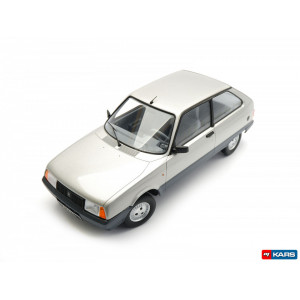 TRIPLE 9 1:18 - CITROEN AXEL 12 TRS 1990 - ARGINTIU