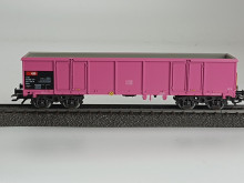 Märklin 4718 EANOS wagen roze SBB
