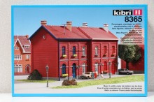 KIBRI 8365 Twee woonhuizen Uitloop
