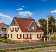 KIBRI 38713 H0 Wohnhaus Amselweg