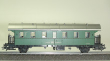 Märklin 43148 Donderbis gebruikt als bagagerijtuig