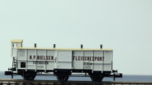 Minitrix 15018 Koelwagen vleestransport met remmershuis