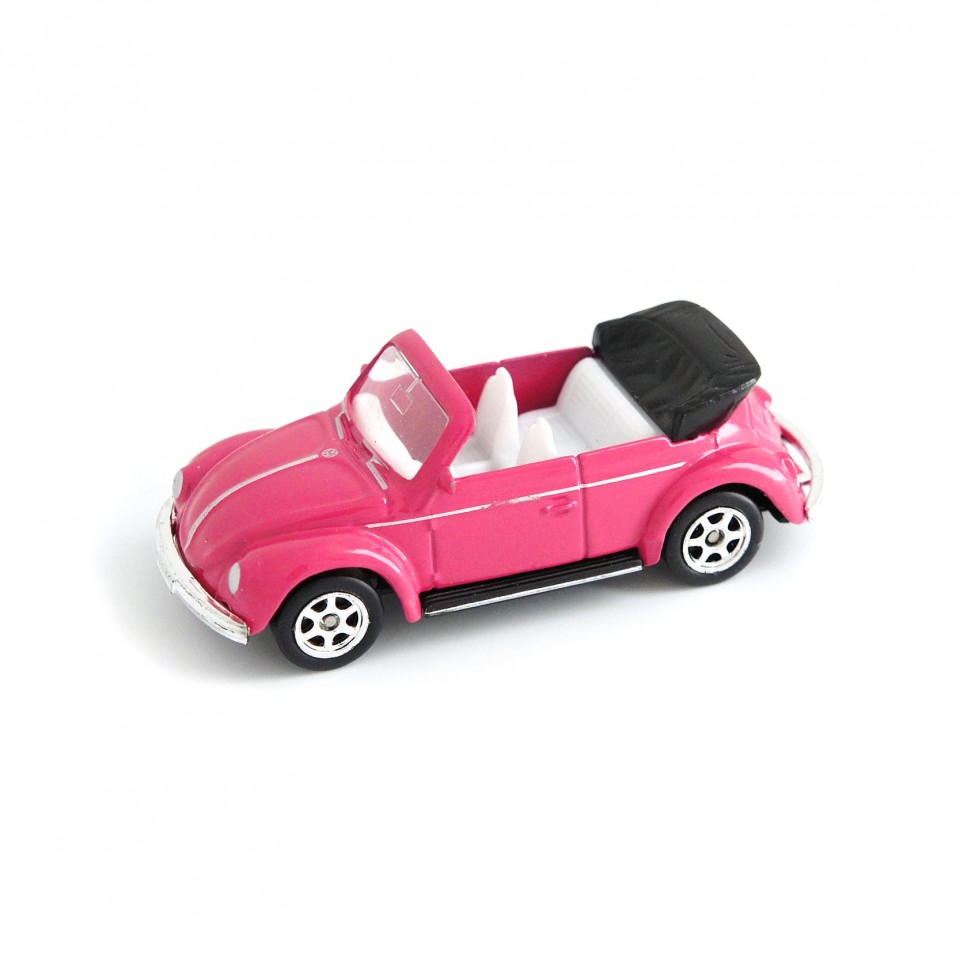 Editia nr. 16 - Volkswagen Beetle Convertible (Masini de Colectie)