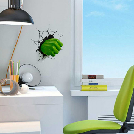 Lampa 3D Hulk la birou