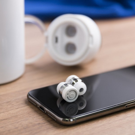 Set sticla termo alba si casti wireless in capac 3