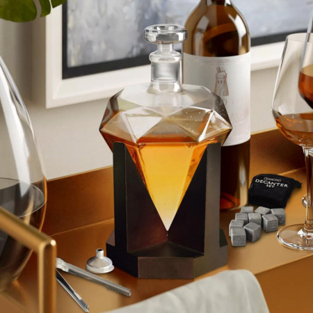 Decantor bauturi Diamant