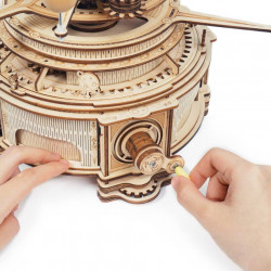 Puzzle 3D lemn sistem solar Orrery cu mecanism functional