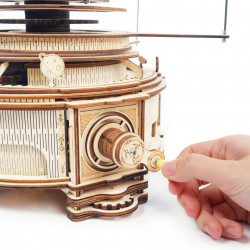 Puzzle 3D lemn sistem solar Orrery cu rotite si manivela