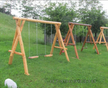 Poze Balansoar din lemn pentru copii