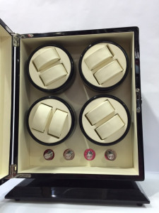 Watch winder pentru opt ceasuri vertical