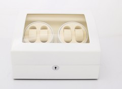 Watch winder pentru patru ceasuri si sase locuri pentru ceasuri alb