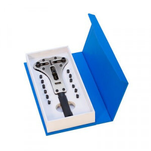 Cheie capace ceas in trei puncte Deluxe XL nichelata in cutie carton