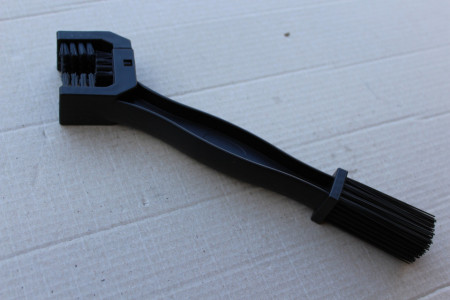Perie Curatat Lant si Pinioane M-Wave ”Chain cog brush”