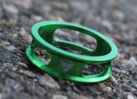 Spacer Risk UltraLight - aluminiu 10mm - verde