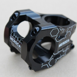 Meroca SuperLight CNC 31.8' - 35mm negru