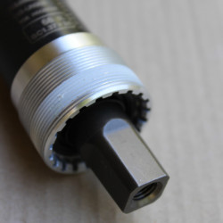 Shimano BB-UN300 monobloc rulment, ax patrat 113mm/68mm