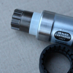 Shimano monobloc rulment, Deore Octalink BB-ES30