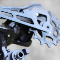 Shimano Deore XT RD-M8120 SGS - Shadow RD+ 12vit. schimbator spate