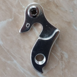Ureche Q-05 cu surub