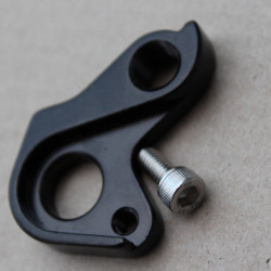 Ureche QR-004 cu surub - negru