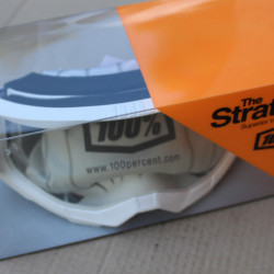 100% Strata 2 Everest - Goggle + sticker