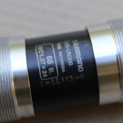 Shimano BB-UN300 monobloc rulment, ax patrat 113mm/68mm