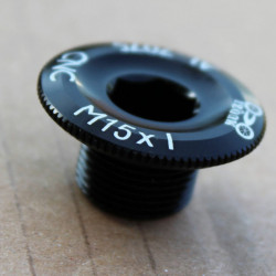 Surub angrenaj monobloc M15 - negru