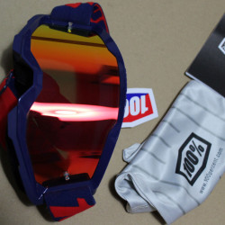 100% Strata 2 Masego Antifog Red Mirror lens - Goggle + sticker